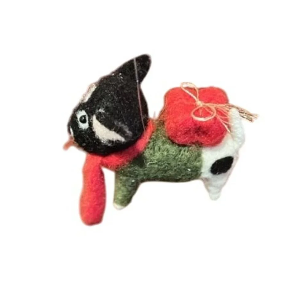 Felt Dog christmas Ornament With Scarf & Red  Carrying Present‎ Ornament